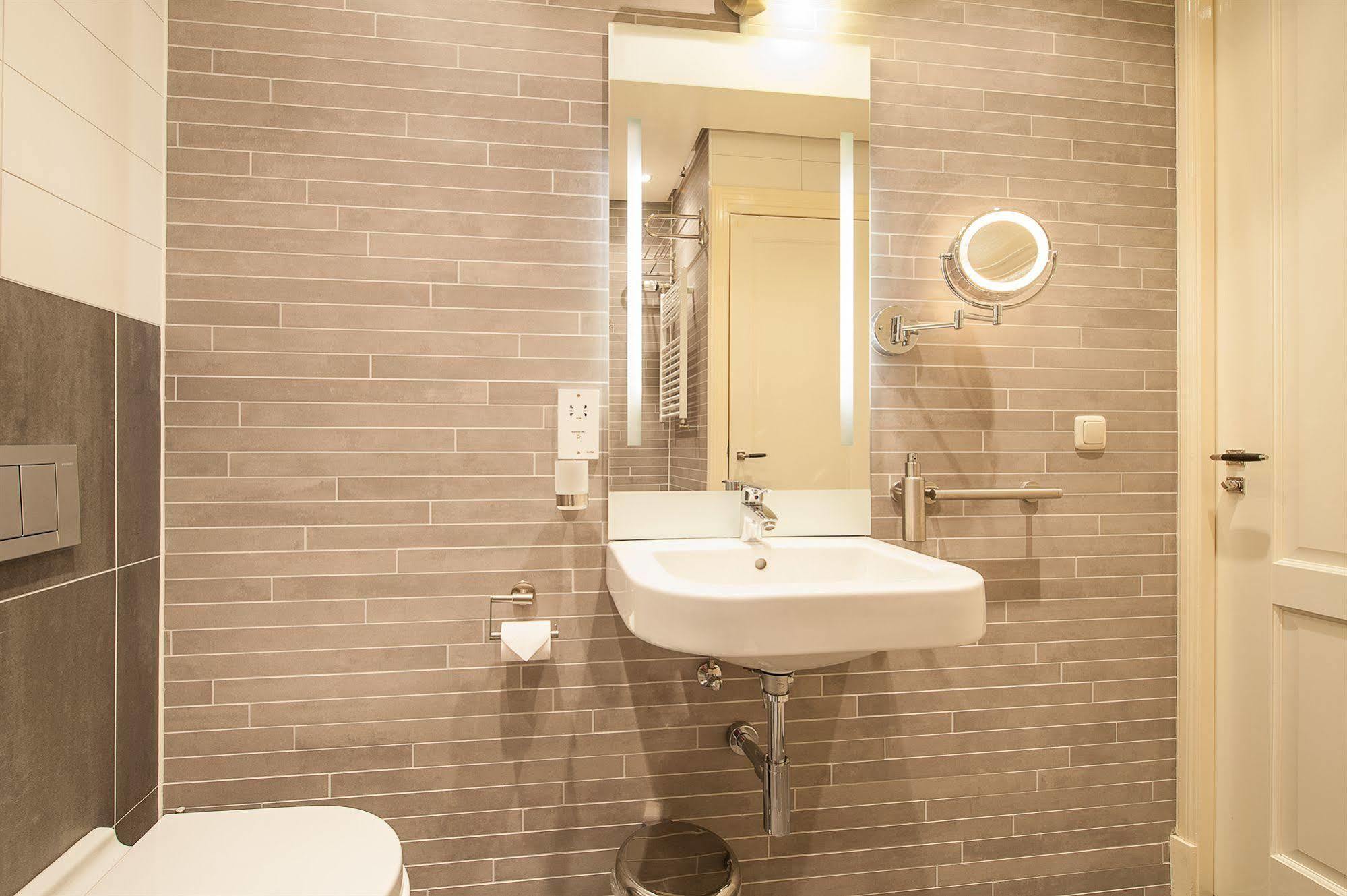 Short Stay Group Dapper Market Serviced Apartments Amsterdam Esterno foto